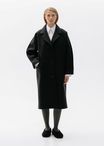 Straight-cut single-breasted coat