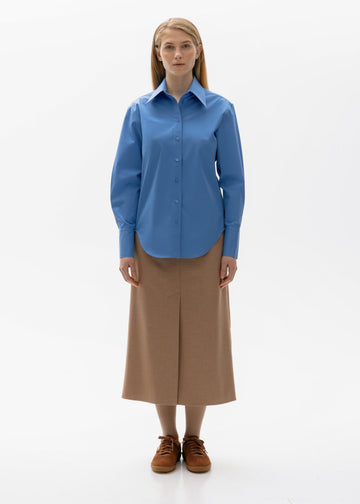 Classic Shirt with Sharp Collar