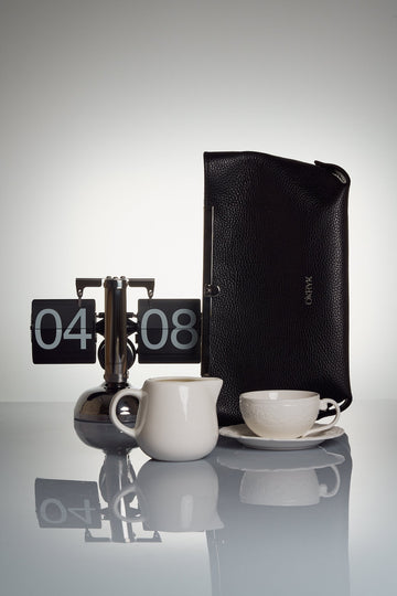 Чорний шкіряний клатч (Срібний)